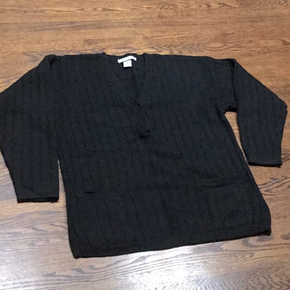 Oversized Black V Neck Sweater with pockets